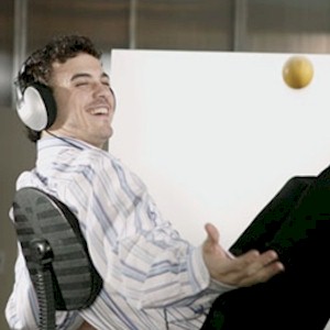someone who gets easily distracted at work